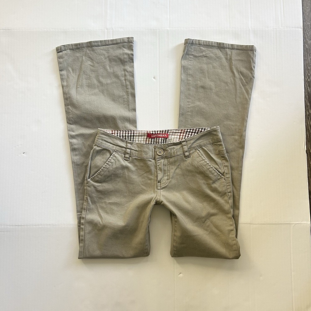 2000s Union Bay Low Rise Flare Khaki Pants Indie Preppy Y2K